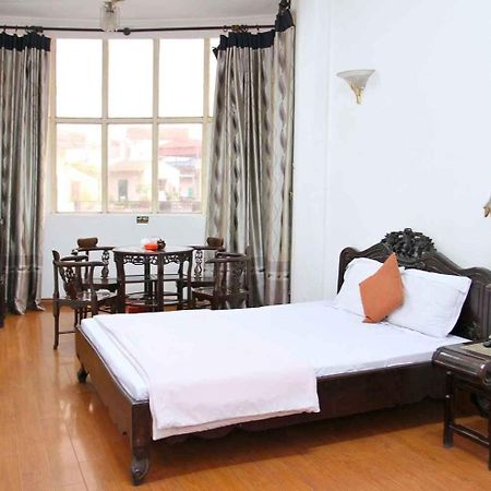 Hoang Cuong Hotel 15 Nguyen Thai Hoc 河内 外观 照片